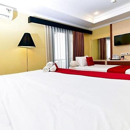 Reddoorz Plus Near Mall Bali Galeria 2 Hotel Denpasa Buitenkant foto