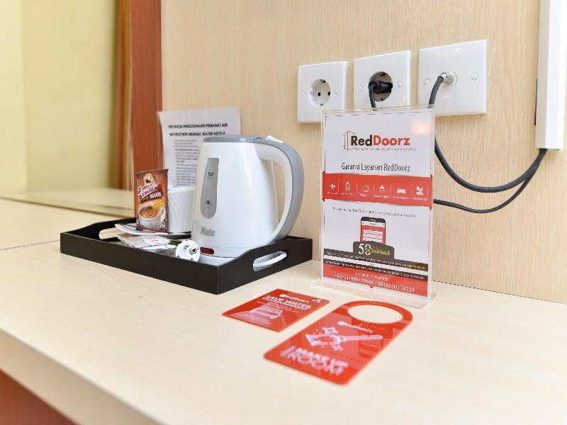 Reddoorz Plus Near Mall Bali Galeria 2 Denpasa Buitenkant foto