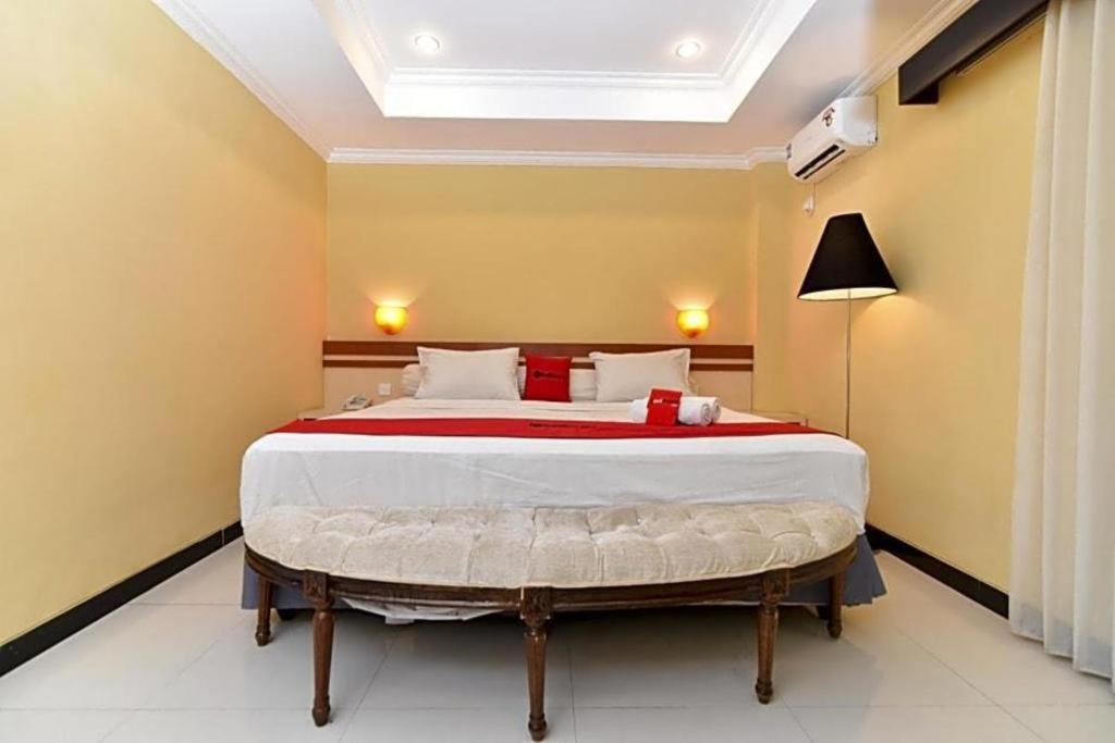 Reddoorz Plus Near Mall Bali Galeria 2 Hotel Denpasa Buitenkant foto