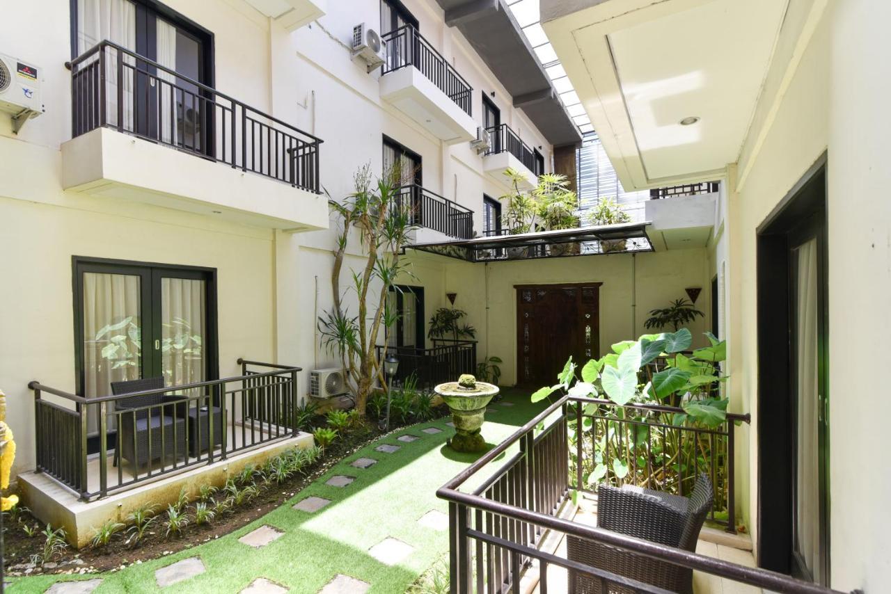 Reddoorz Plus Near Mall Bali Galeria 2 Denpasa Buitenkant foto