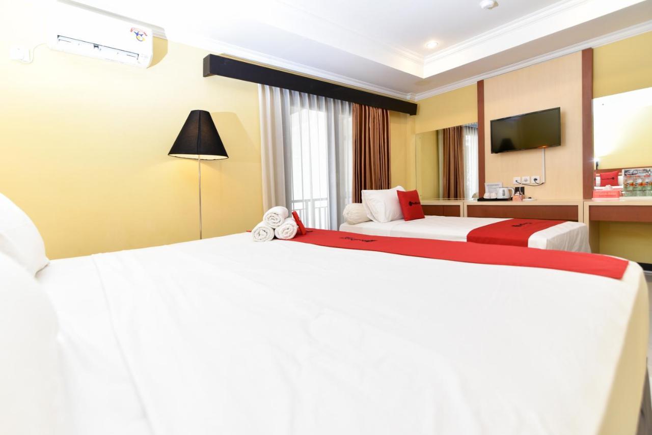 Reddoorz Plus Near Mall Bali Galeria 2 Hotel Denpasa Buitenkant foto