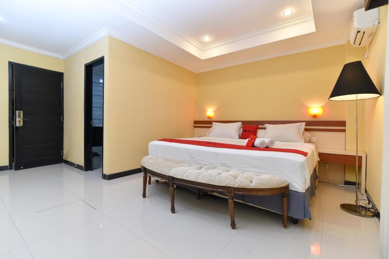 Reddoorz Plus Near Mall Bali Galeria 2 Denpasa Buitenkant foto