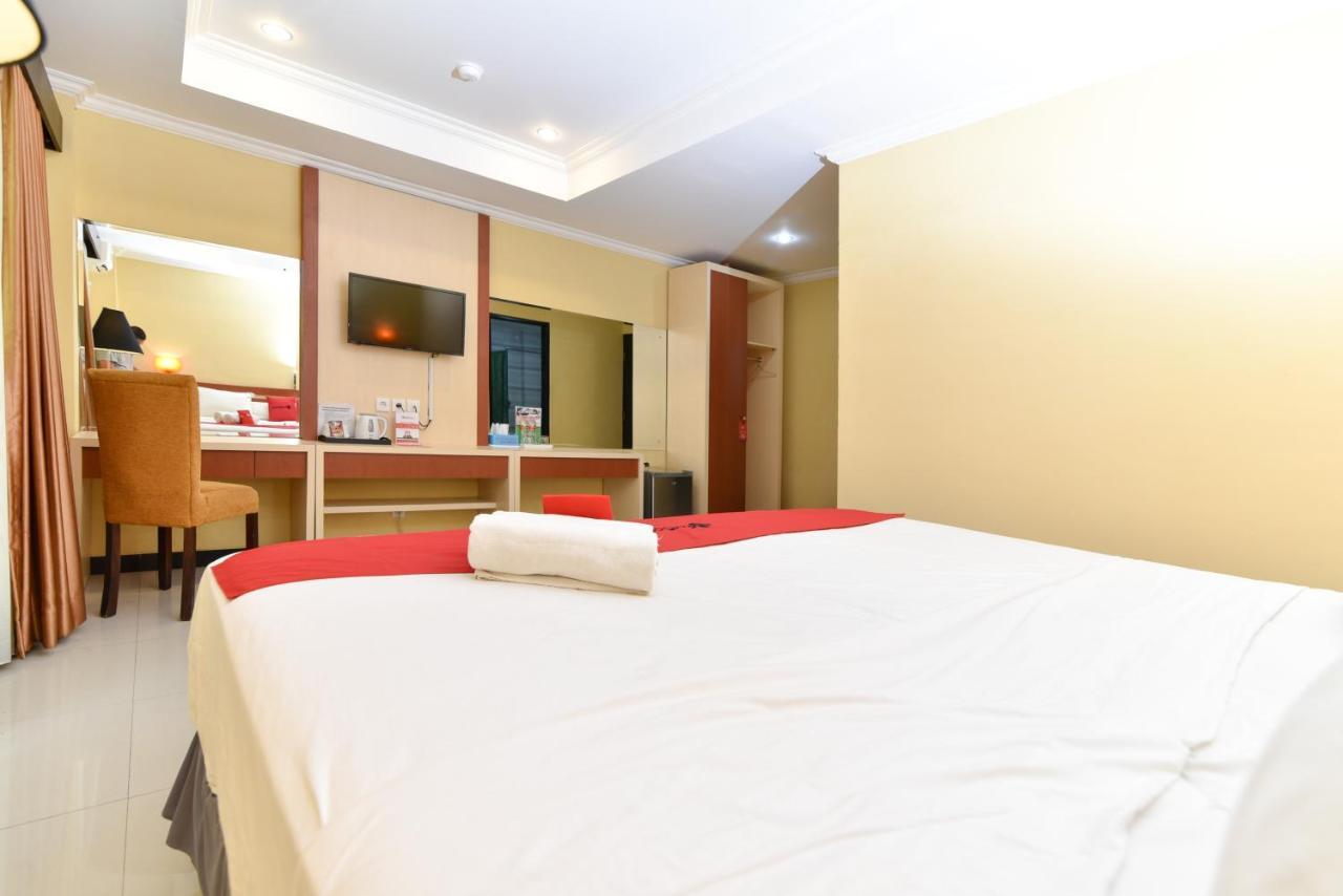 Reddoorz Plus Near Mall Bali Galeria 2 Hotel Denpasa Buitenkant foto