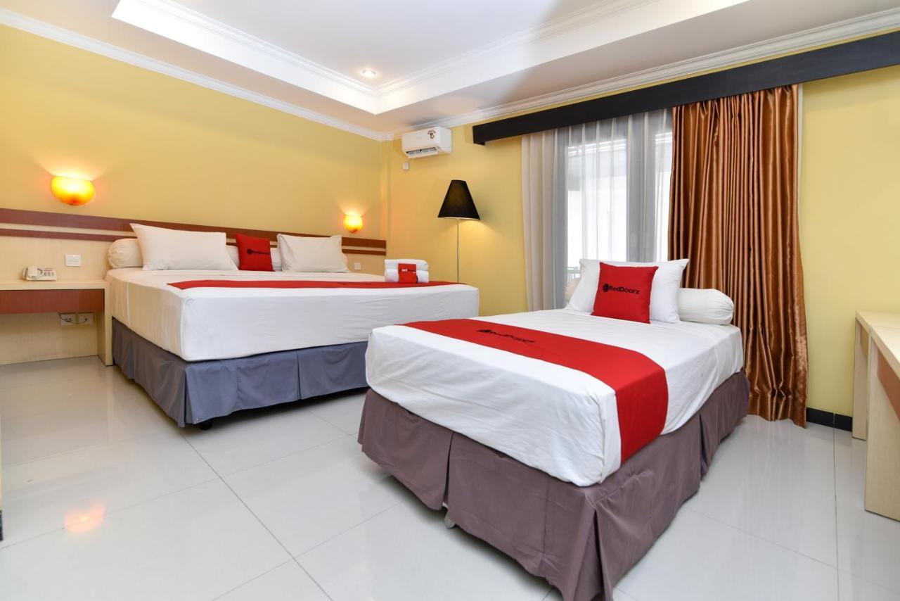 Reddoorz Plus Near Mall Bali Galeria 2 Denpasa Buitenkant foto