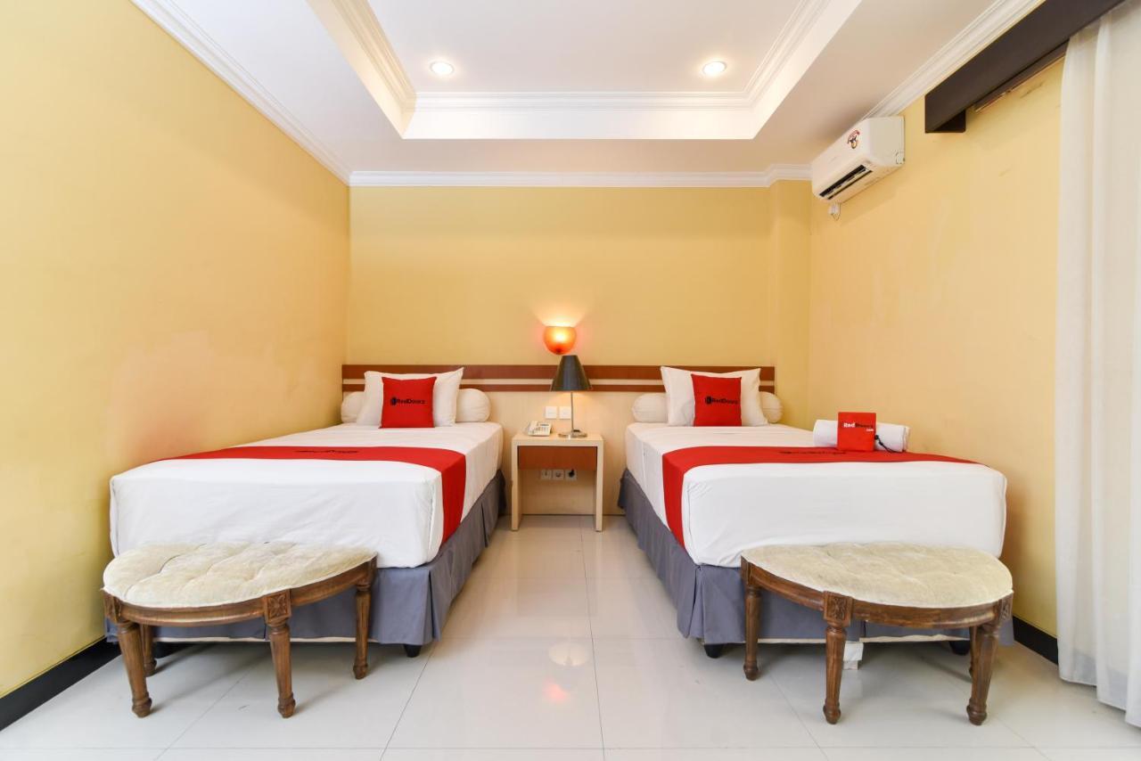 Reddoorz Plus Near Mall Bali Galeria 2 Denpasa Buitenkant foto