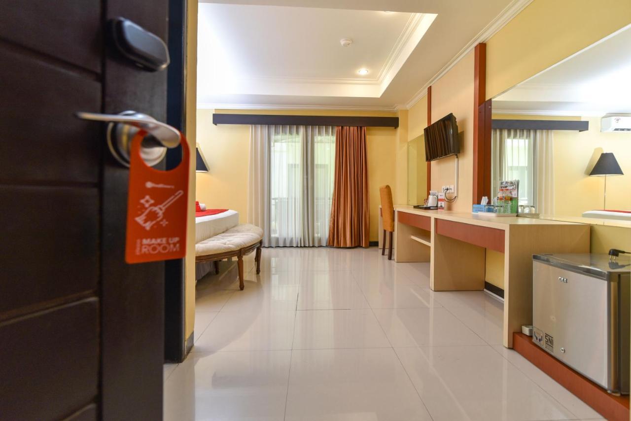 Reddoorz Plus Near Mall Bali Galeria 2 Denpasa Buitenkant foto