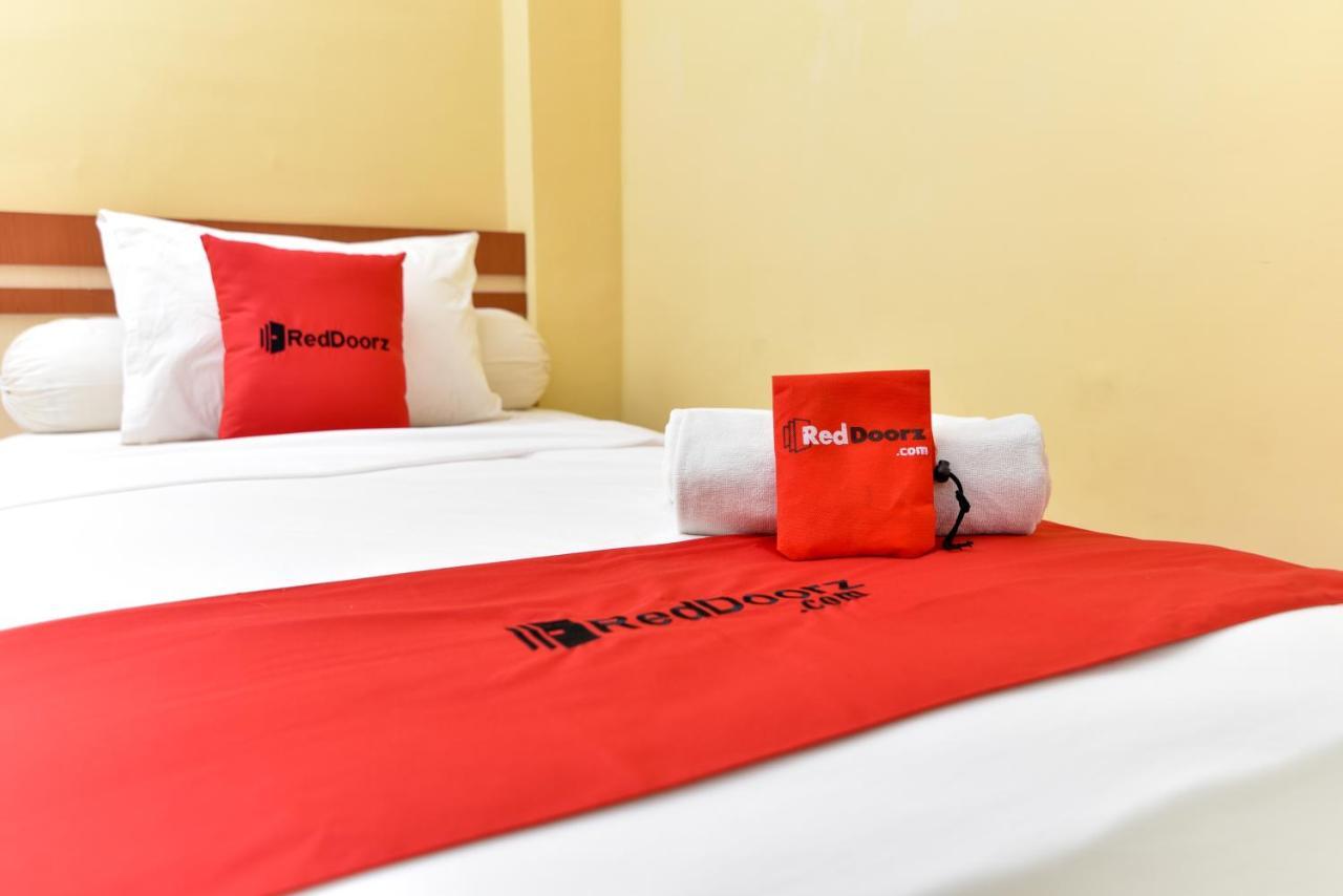 Reddoorz Plus Near Mall Bali Galeria 2 Hotel Denpasa Buitenkant foto