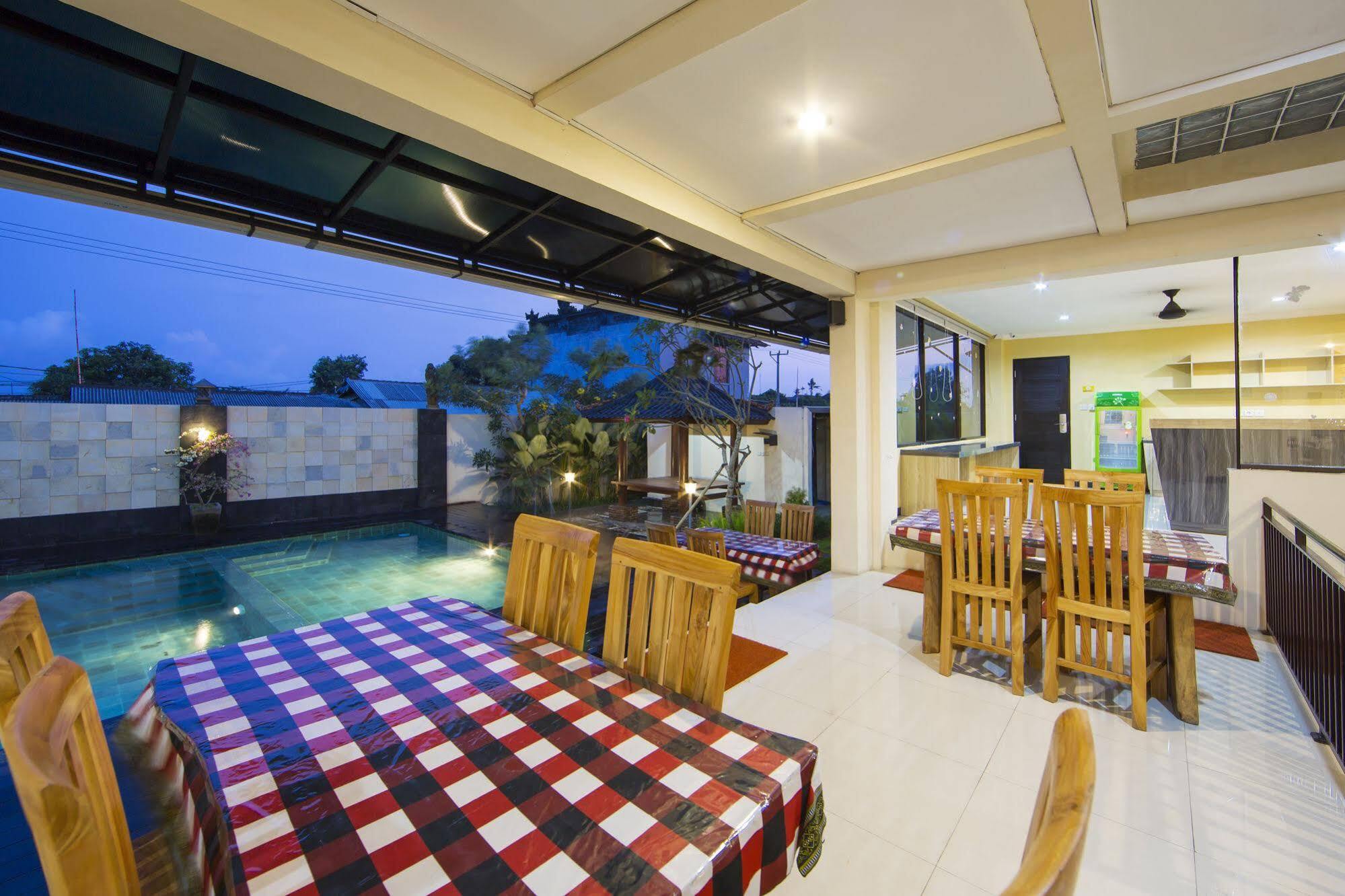 Reddoorz Plus Near Mall Bali Galeria 2 Denpasa Buitenkant foto