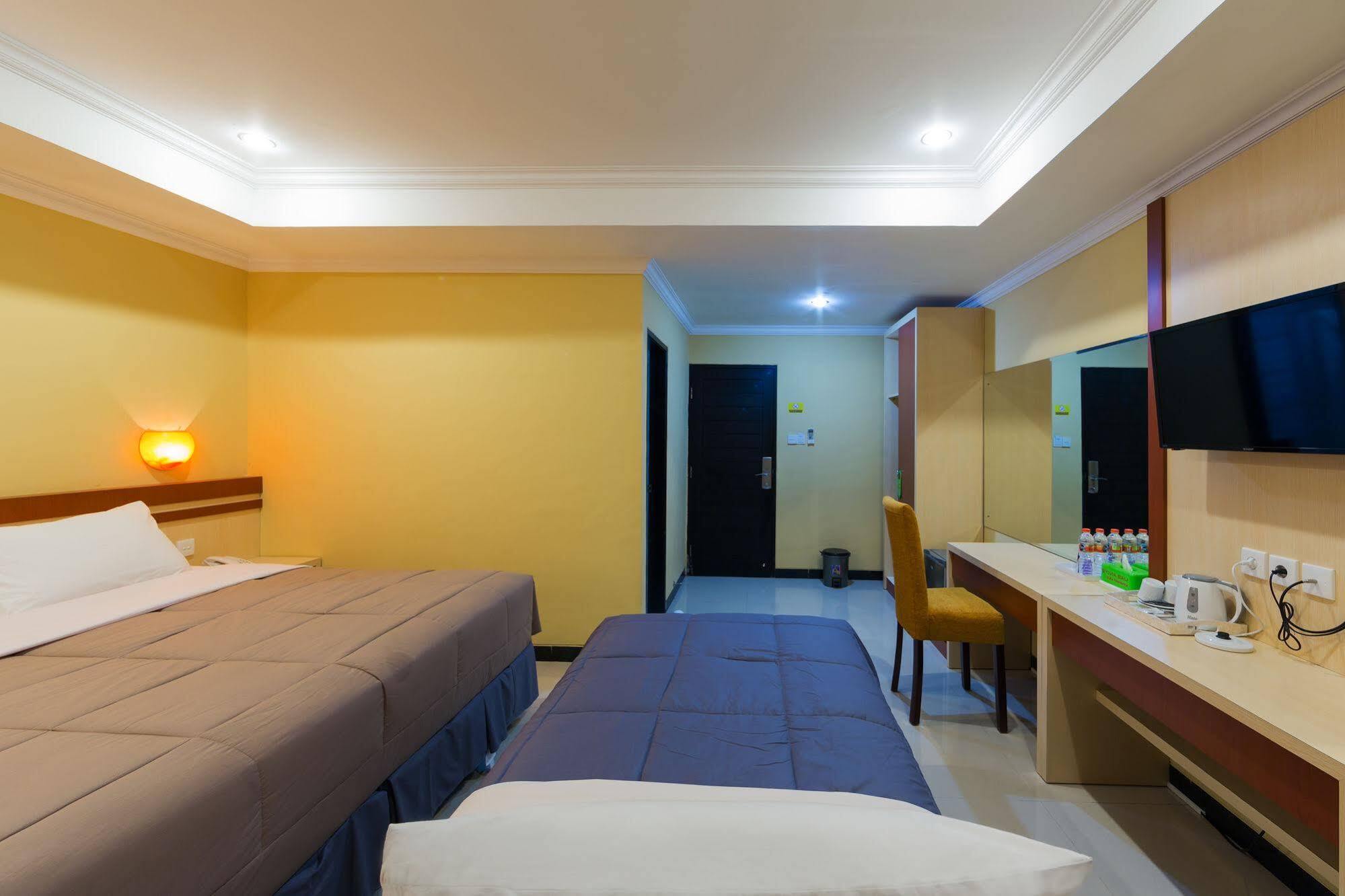 Reddoorz Plus Near Mall Bali Galeria 2 Denpasa Buitenkant foto